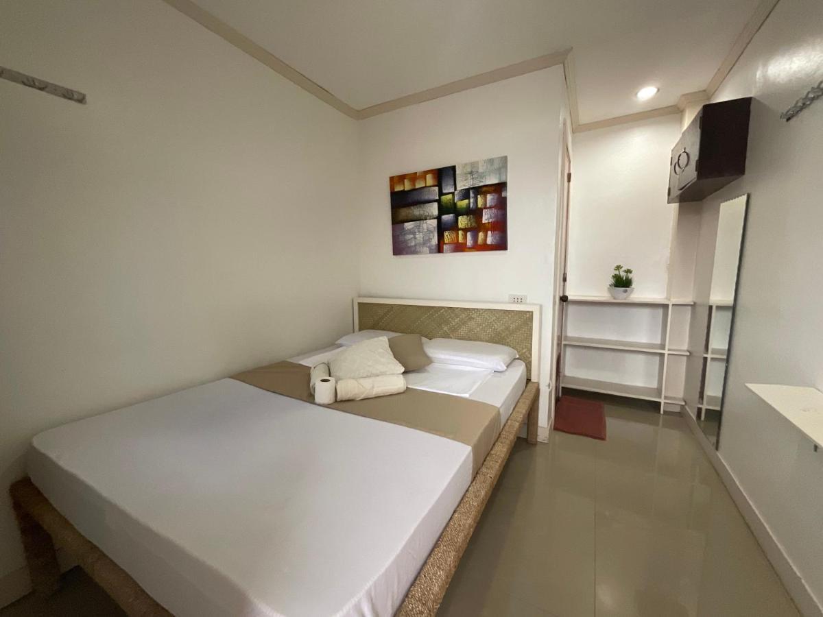 Lisa'S Guesthouse Basdiot Exterior photo